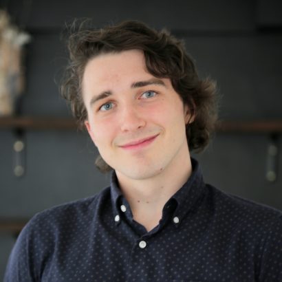 Steffan headshot (3)